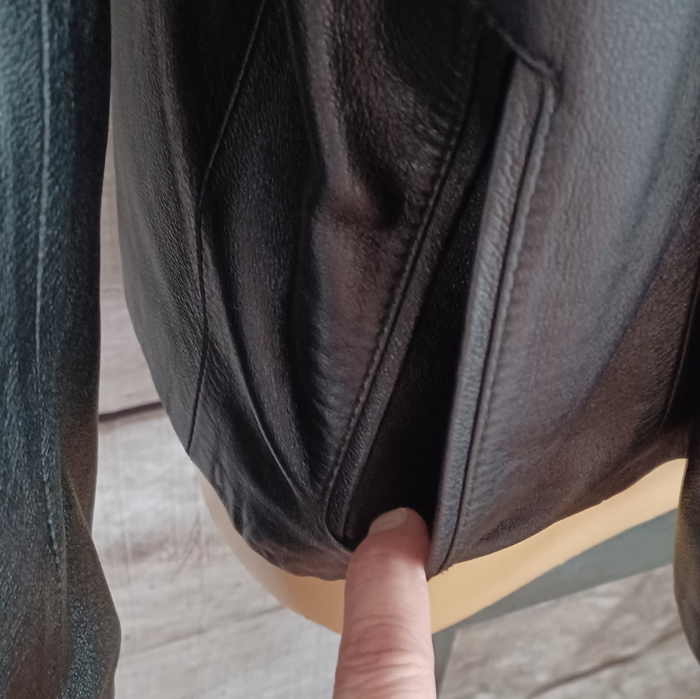 Buttery Soft Leather View 5